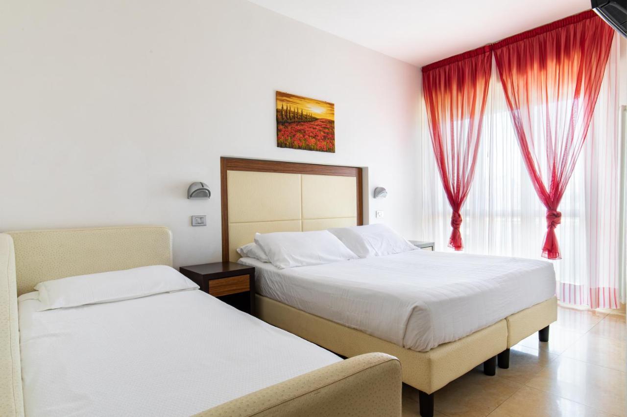 Hotel Palos Rimini Eksteriør billede