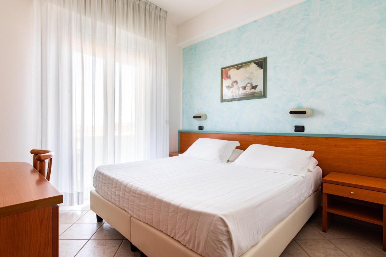 Hotel Palos Rimini Eksteriør billede
